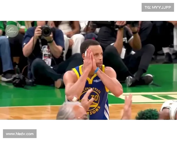 库里季后赛首秀:萌神20分,轻松横扫鹈鹕夺冠 库里季后赛首秀:萌神20分,轻松横扫鹈鹕夺冠