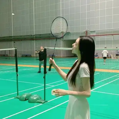 彭亮德